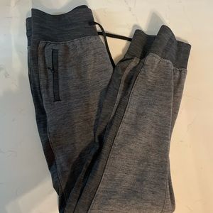 Lululemon speckled grey joggers, size 2